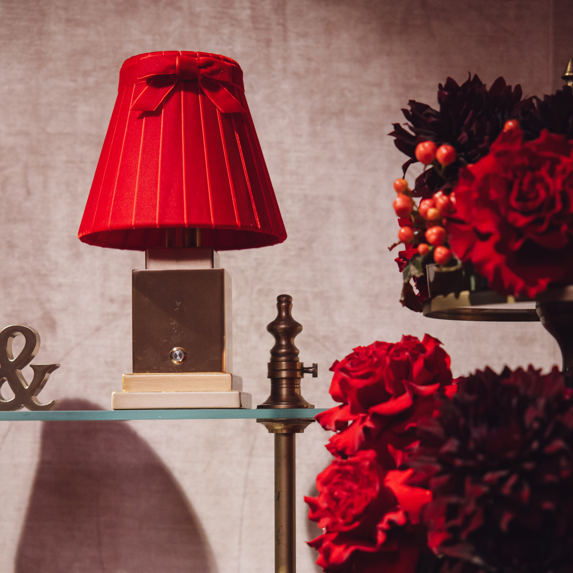 OSCAR Brass Rechargeable Lamp