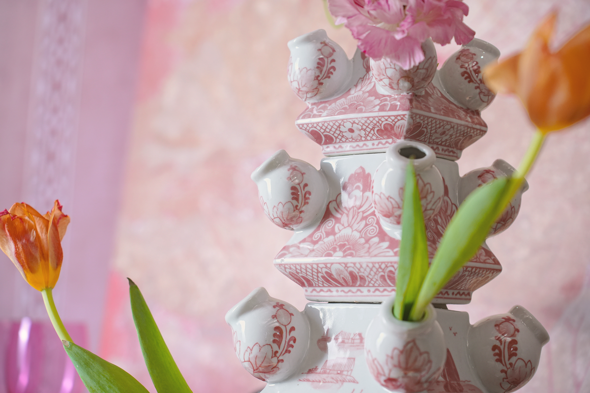FOUR-LAYER 22.8" Dynasty Angular Tulip Vase in Delft Pink