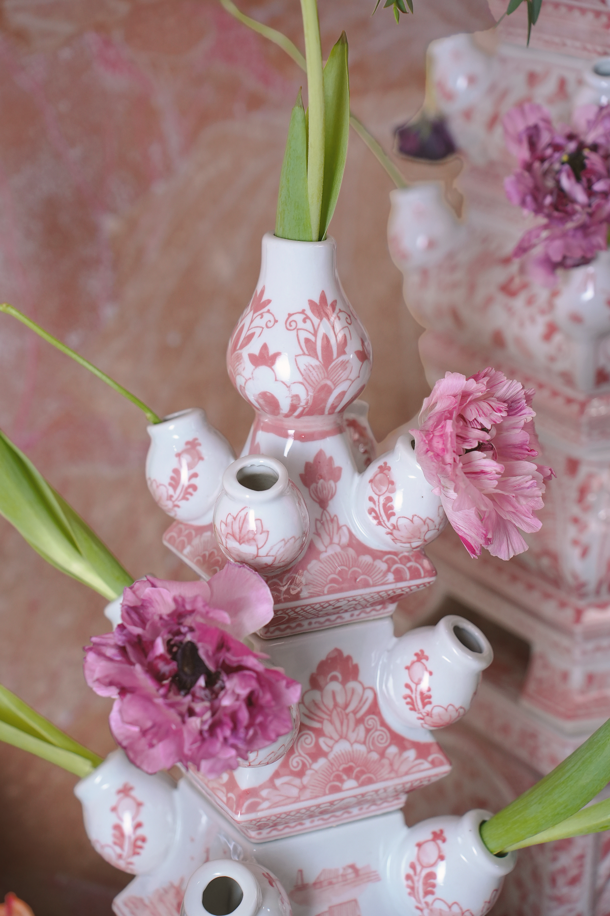 FOUR-LAYER 22.8" Dynasty Angular Tulip Vase in Delft Pink